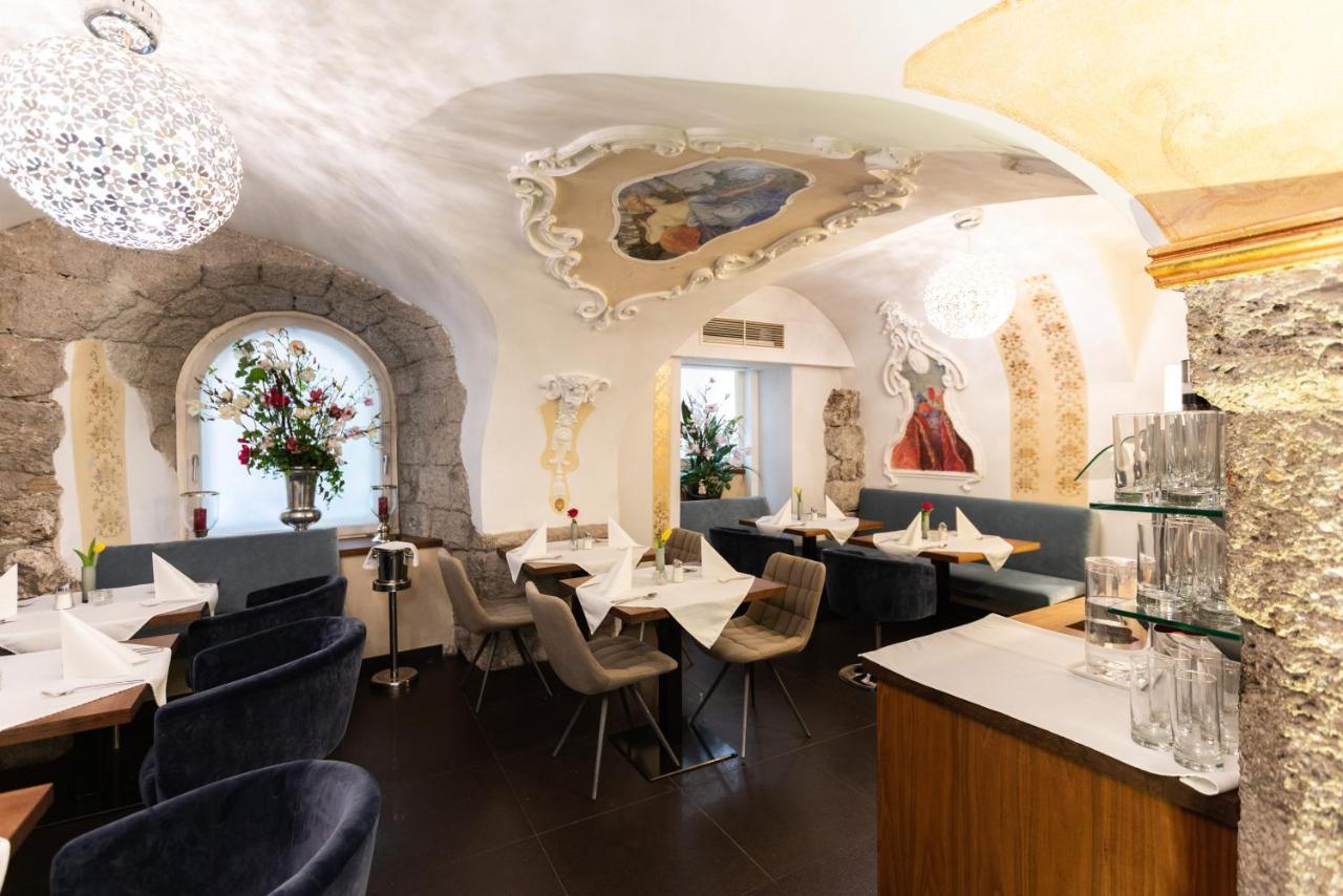 Boutiquehotel Am Dom Salzburg Bagian luar foto