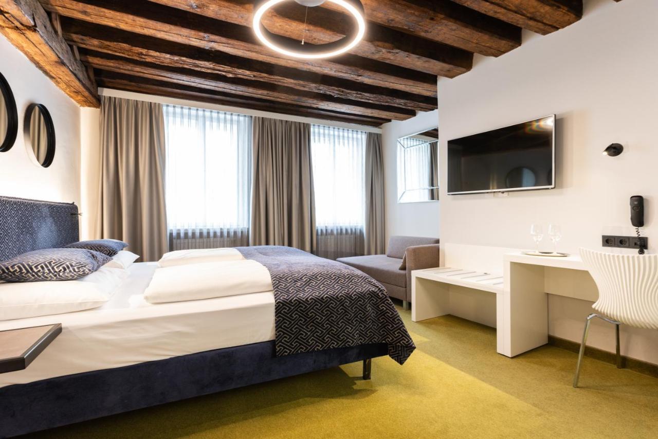 Boutiquehotel Am Dom Salzburg Bagian luar foto
