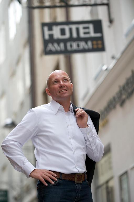 Boutiquehotel Am Dom Salzburg Bagian luar foto